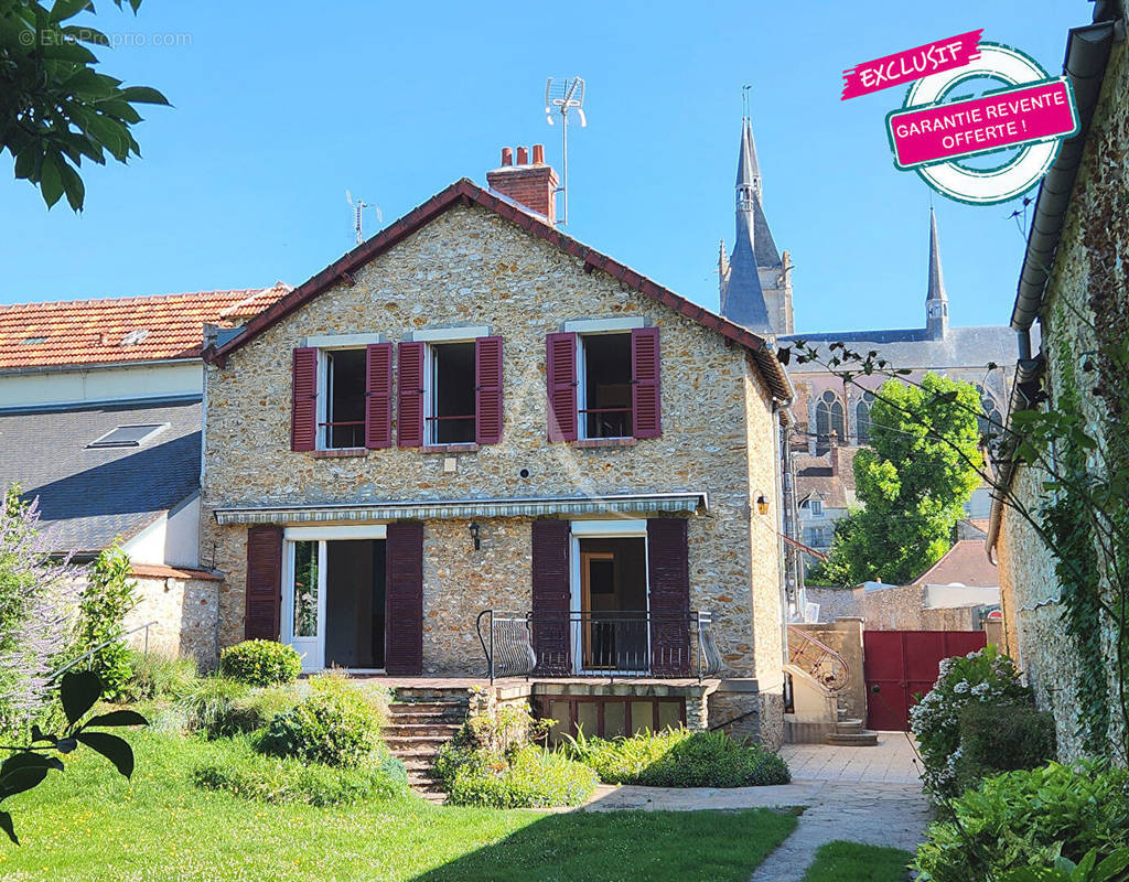 Maison à DOURDAN