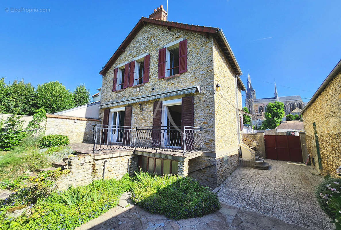 Maison à DOURDAN