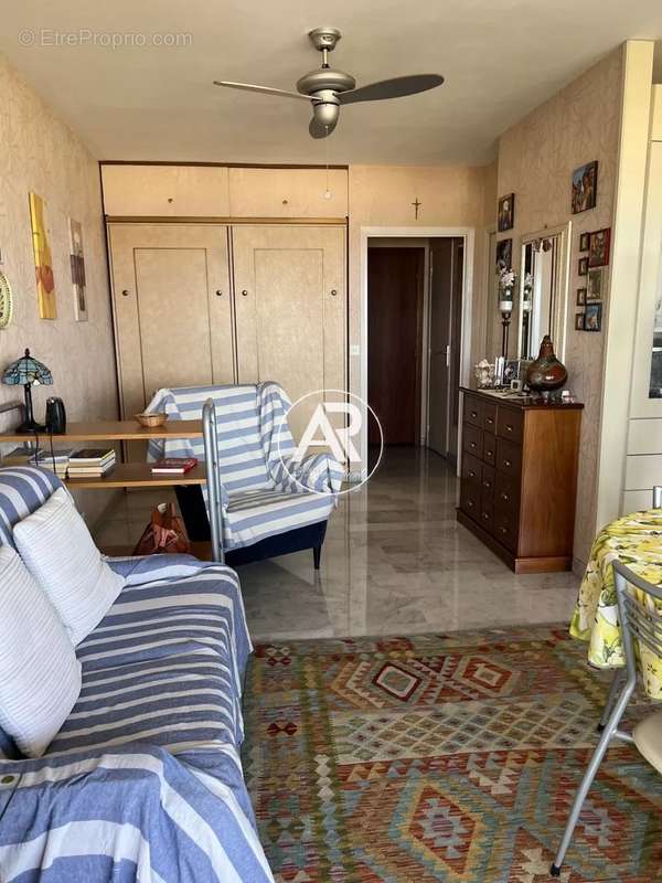 Appartement à ROQUEBRUNE-CAP-MARTIN