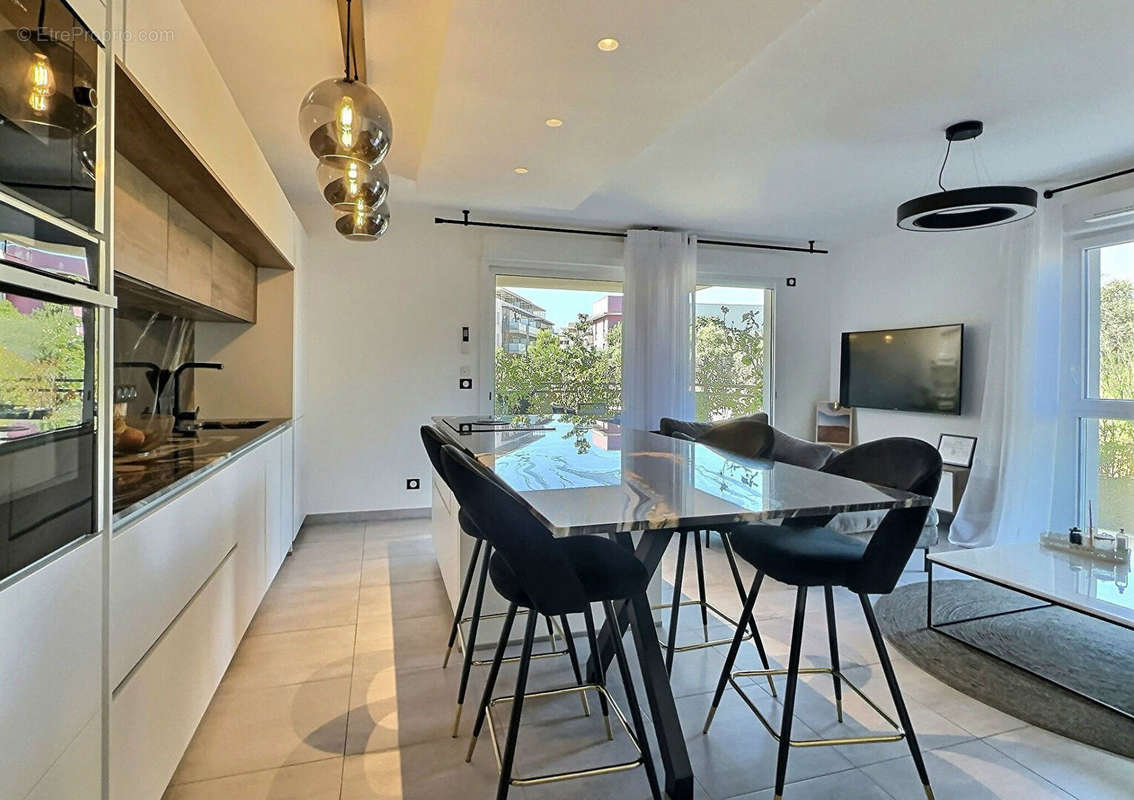 Appartement à FREJUS