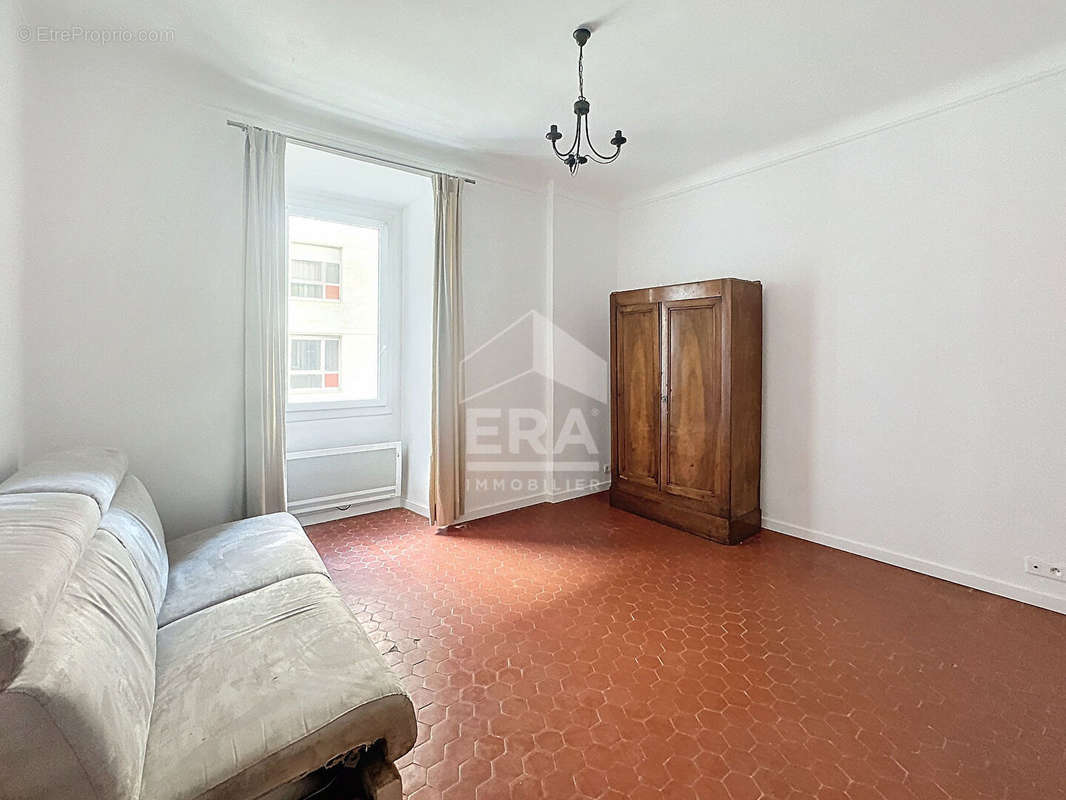 Appartement à MARSEILLE-2E