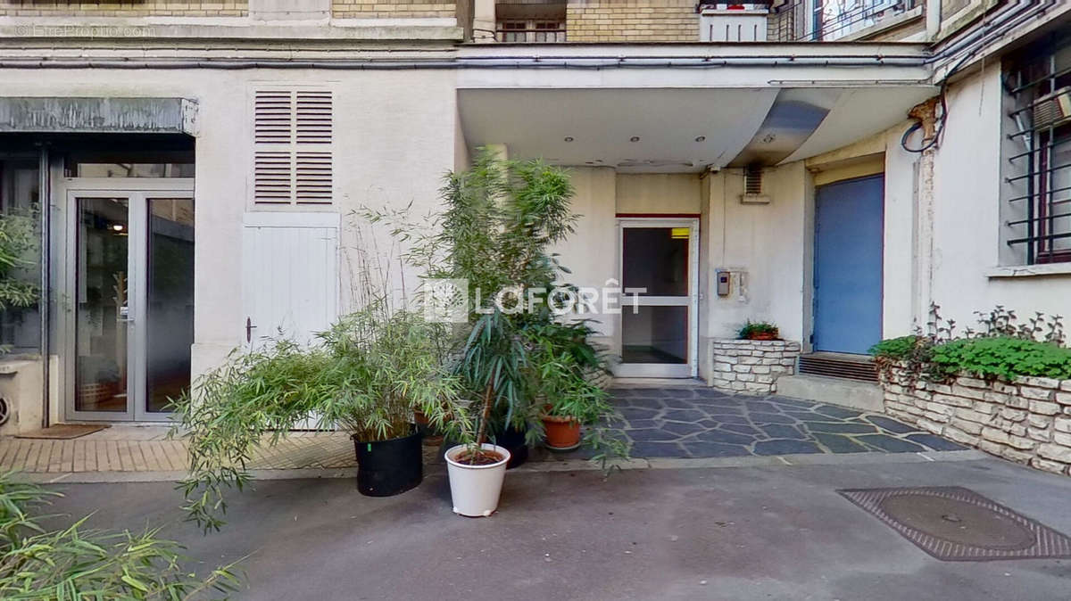 Appartement à PARIS-18E