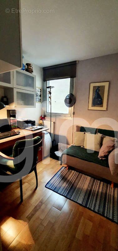 Appartement à PARIS-12E