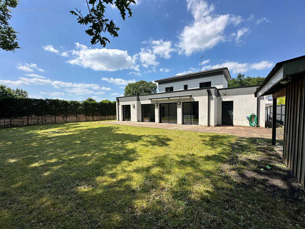 Maison à MERIGNAC