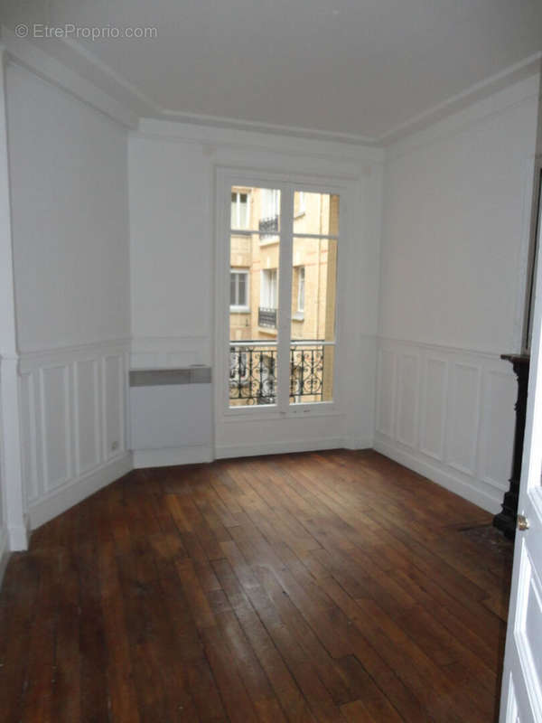 Appartement à PARIS-15E