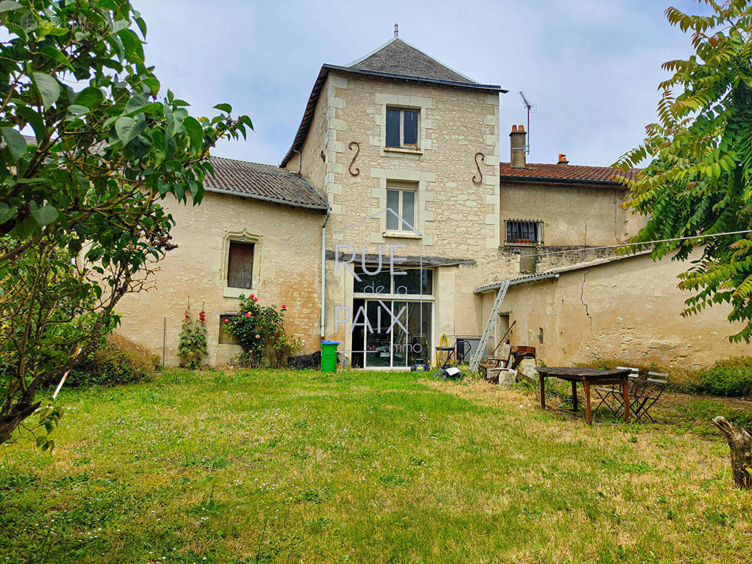 Maison à MIREBEAU