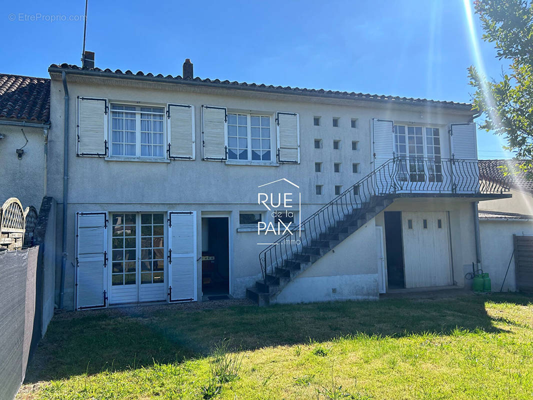 Maison à CHATILLON-SUR-THOUET