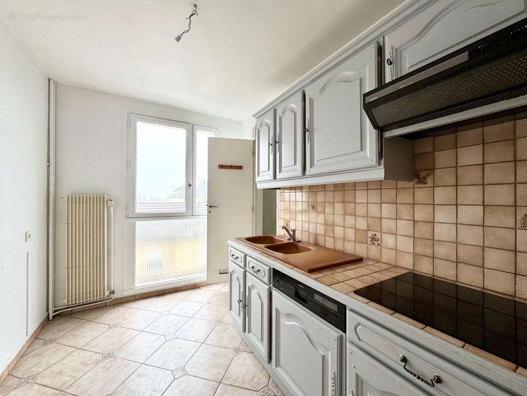 Appartement à CHARLEVILLE-MEZIERES