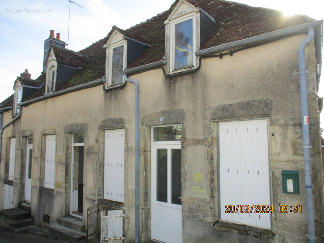 Maison à CHATEAU-CHINON(VILLE)