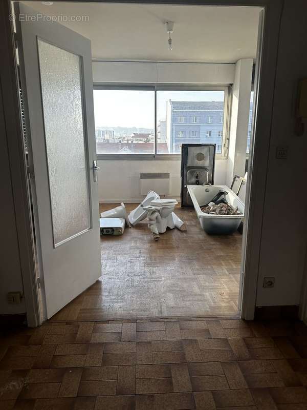 Appartement à LYON-8E