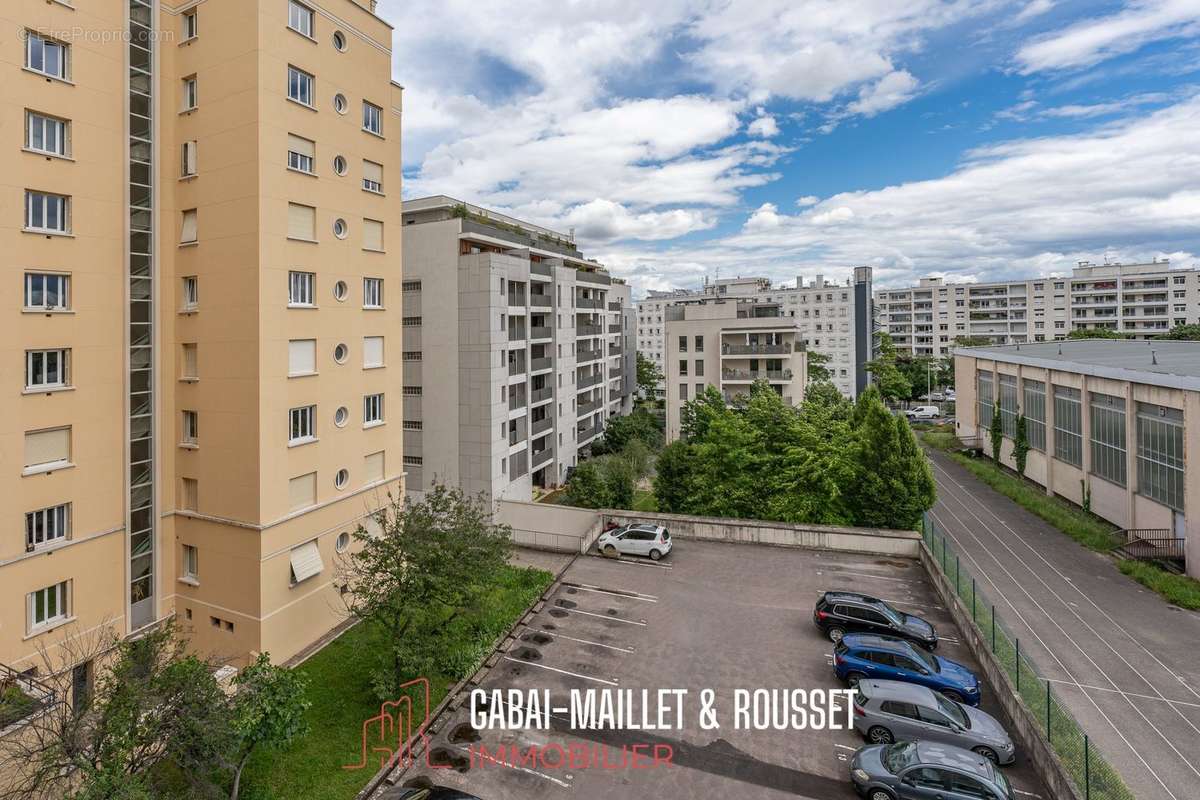 Appartement à LYON-8E