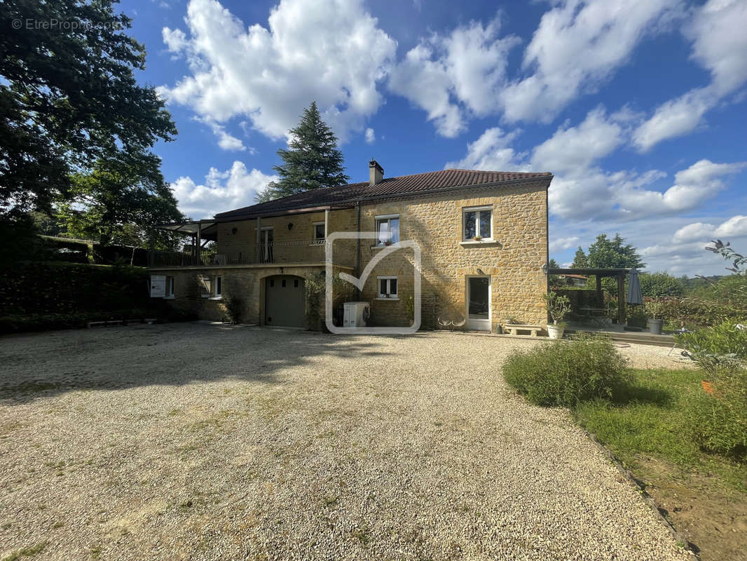 Maison à SARLAT-LA-CANEDA