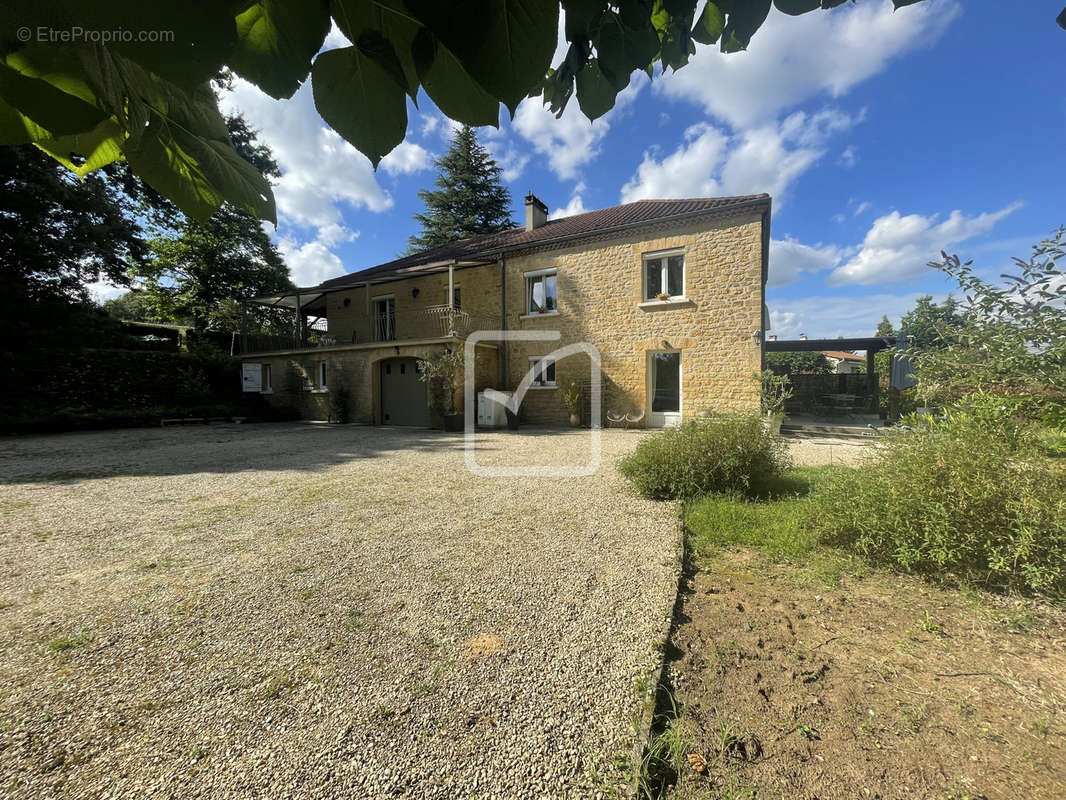 Maison à SARLAT-LA-CANEDA