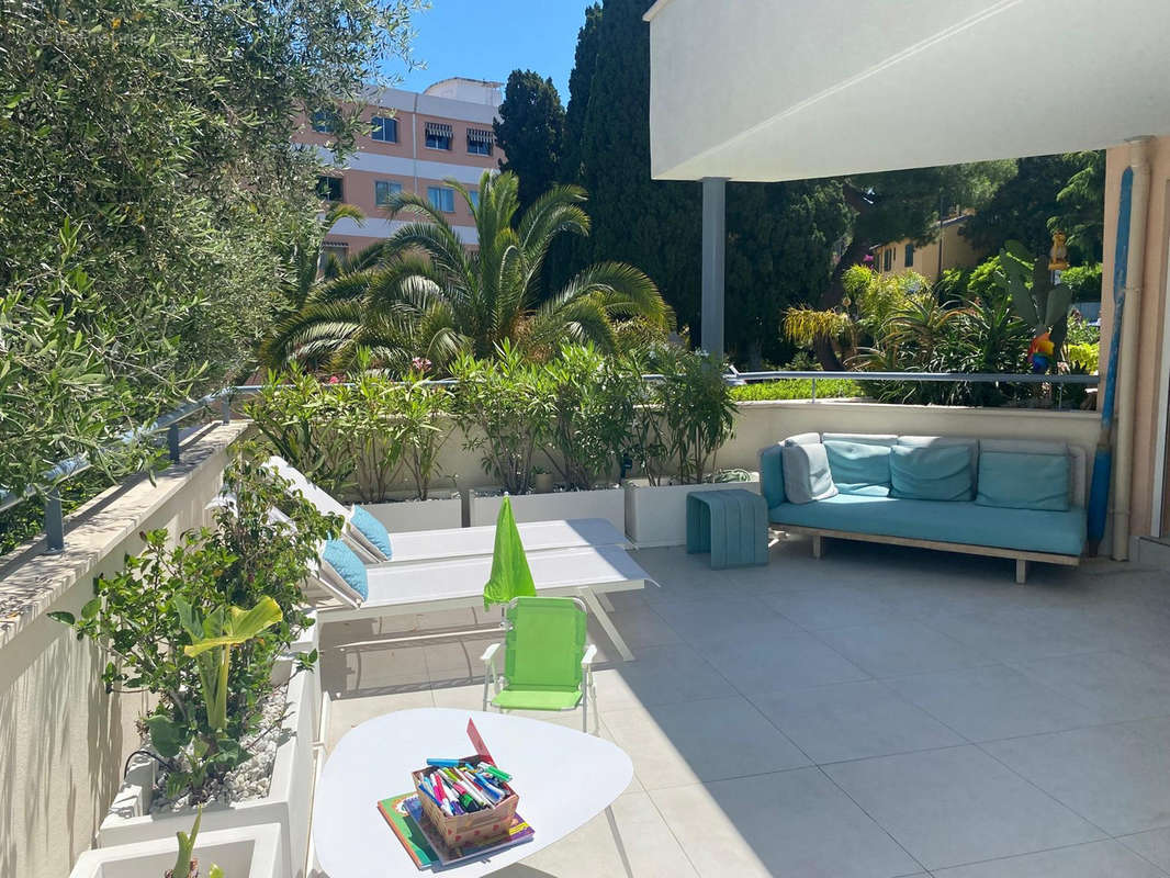 Appartement à ROQUEBRUNE-CAP-MARTIN