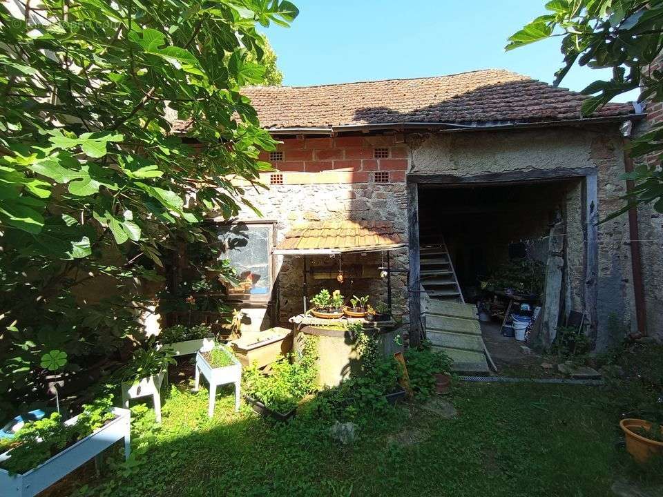 Maison à LE BREUIL