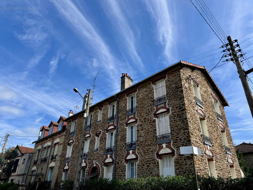 Appartement à VIRY-CHATILLON