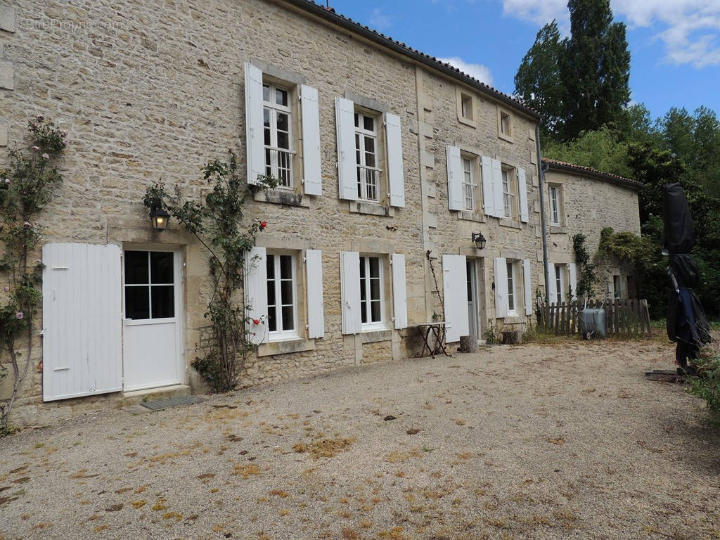 Maison à NIORT