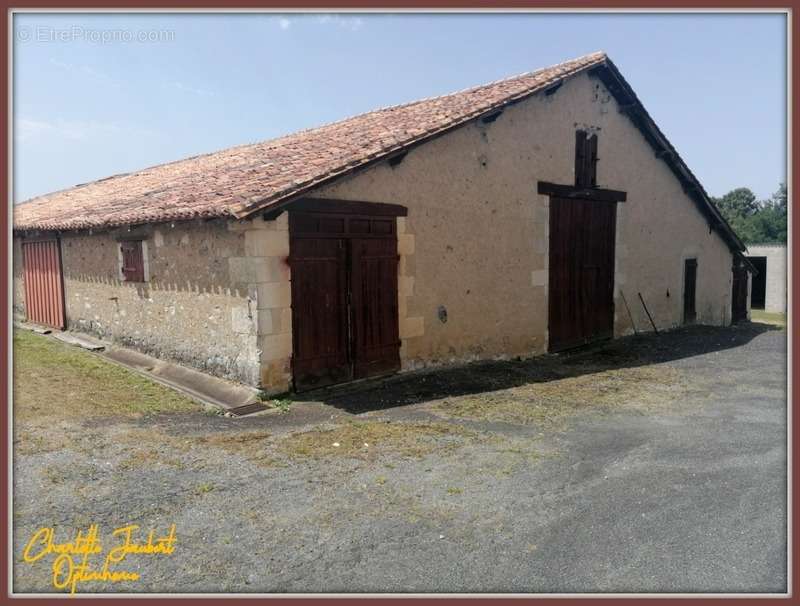 Maison à SAINT-AULAYE