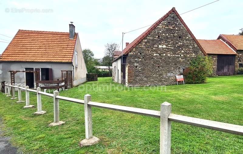 Maison à BETETE