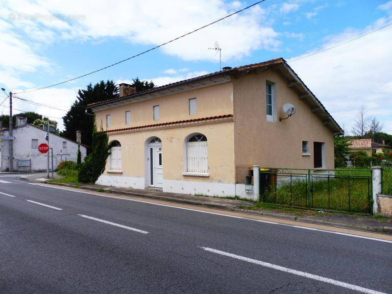 Maison à SAINT-ANTOINE-SUR-L&#039;ISLE