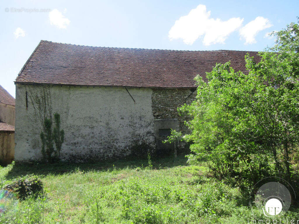 Terrain à BELLOT