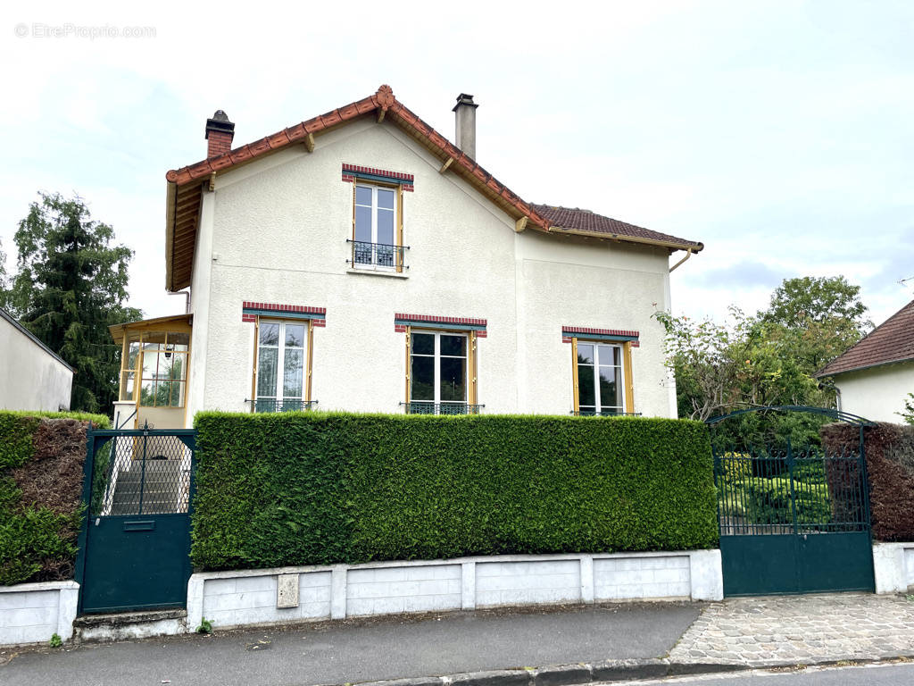 Maison à BOISSY-SAINT-LEGER