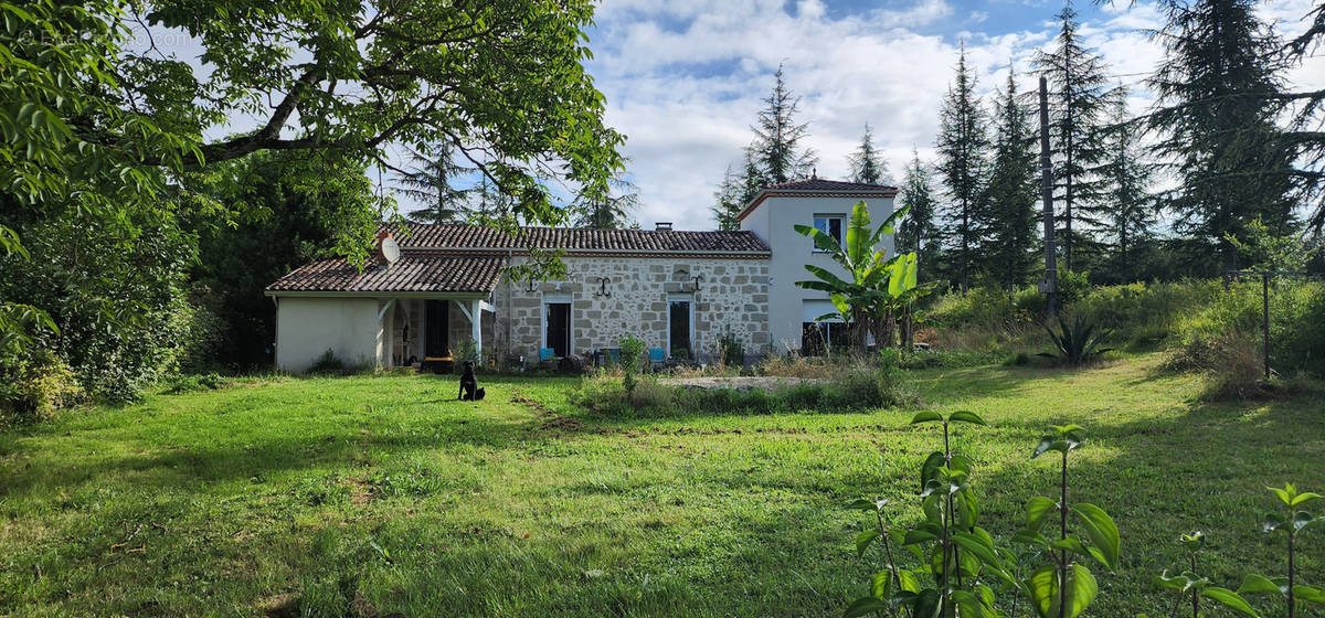 Maison à TOMBEBOEUF