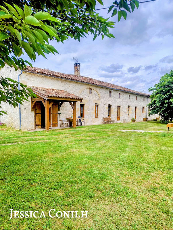 Maison à SOUSSAC