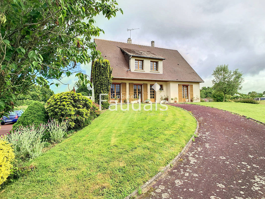 Maison à TORIGNI-SUR-VIRE