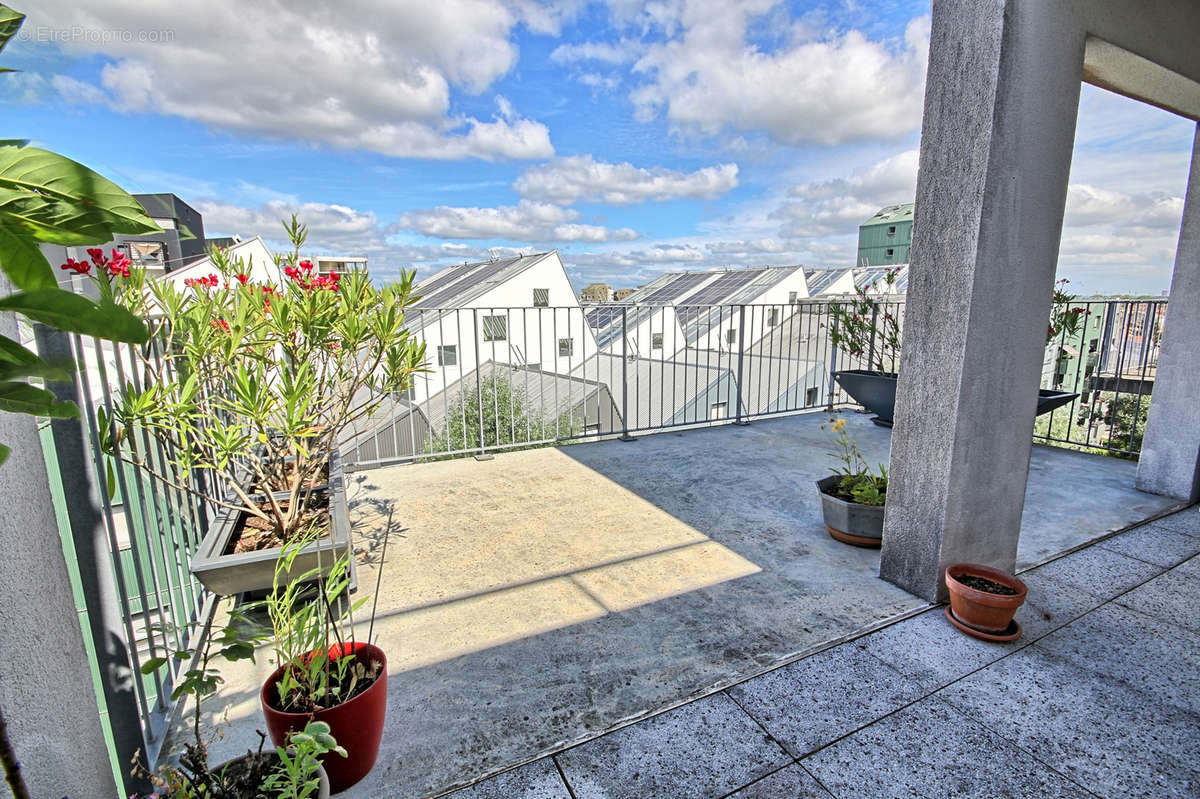 Appartement à BORDEAUX