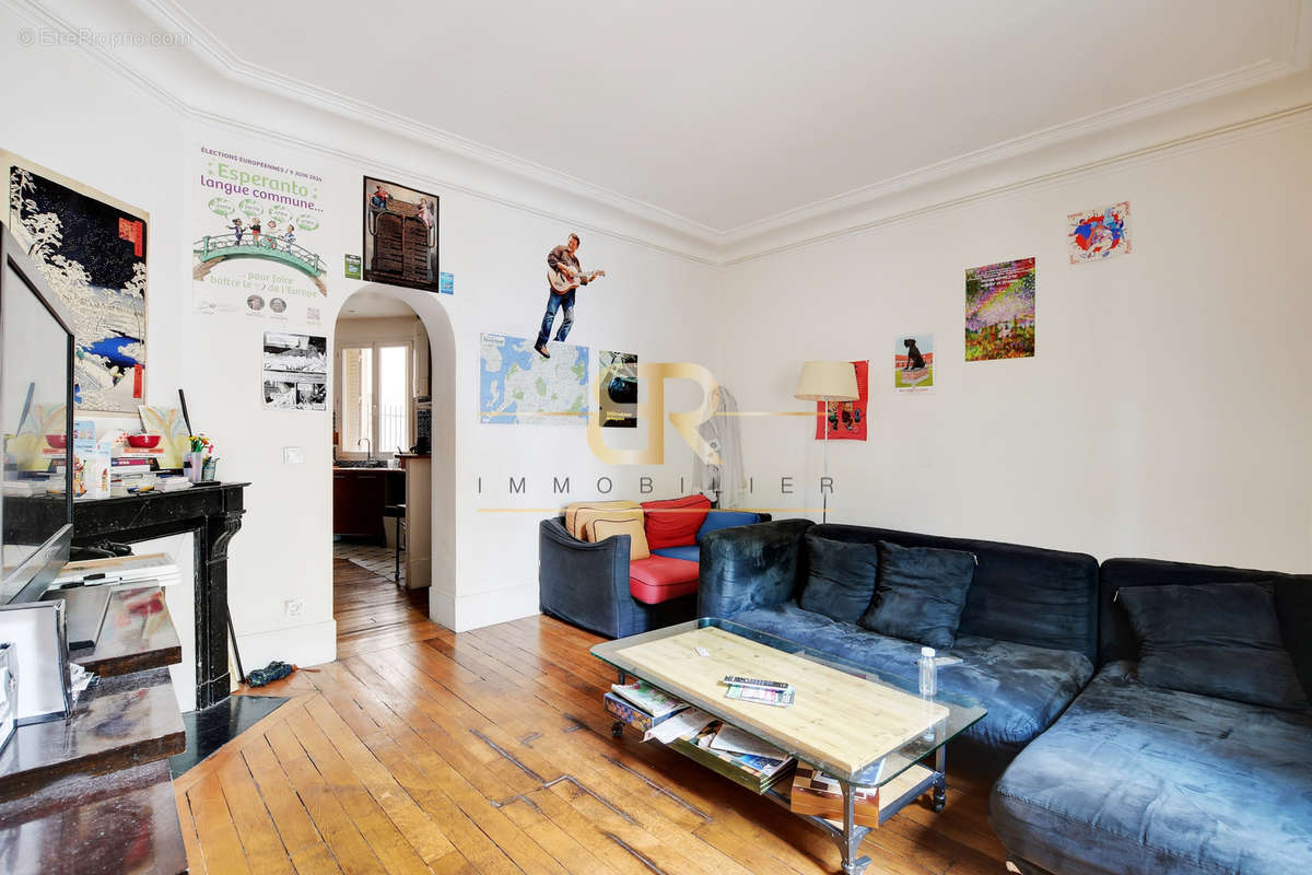 Appartement à PARIS-18E