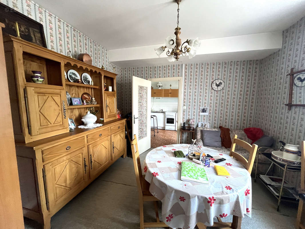 Appartement à BESSE-ET-SAINT-ANASTAISE