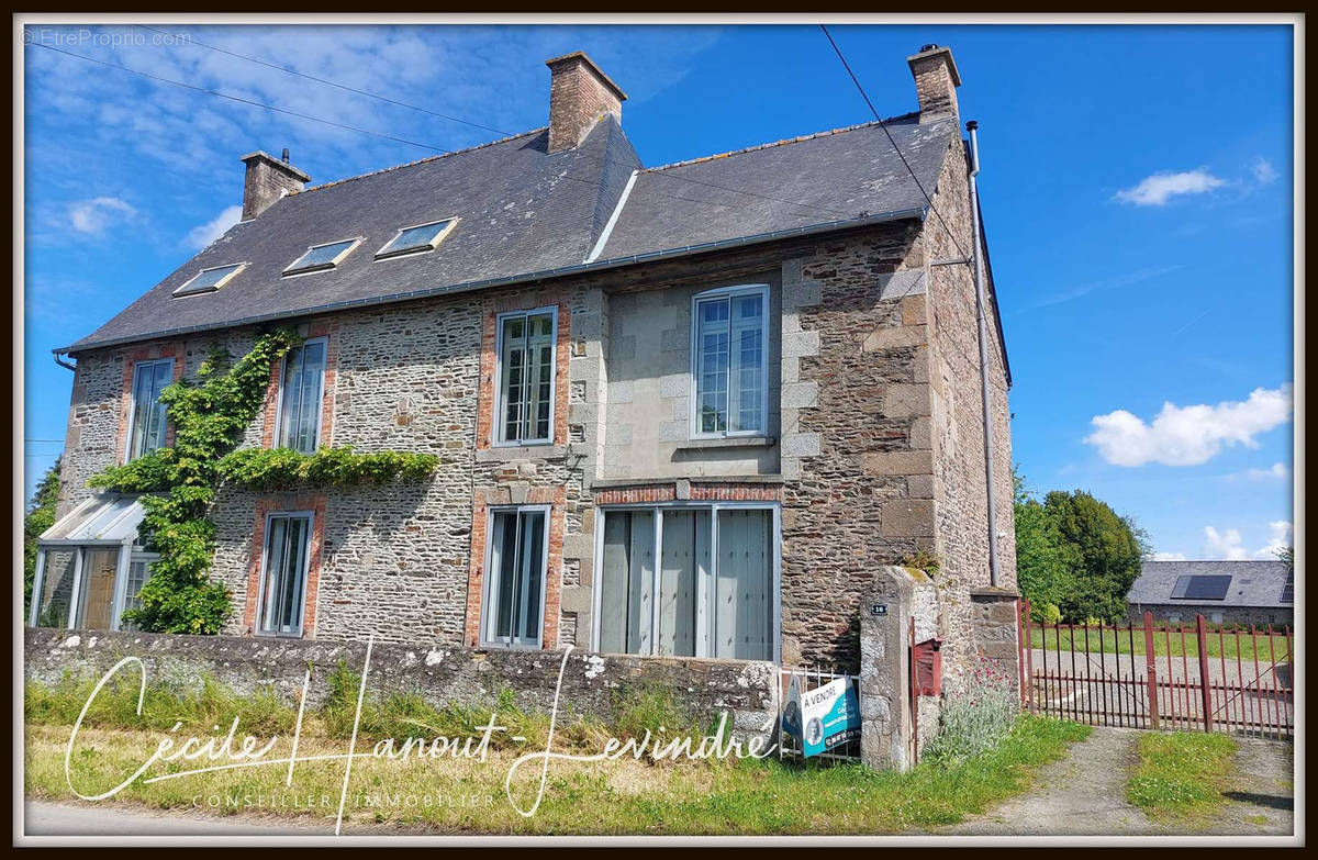 Maison à PLEINE-FOUGERES