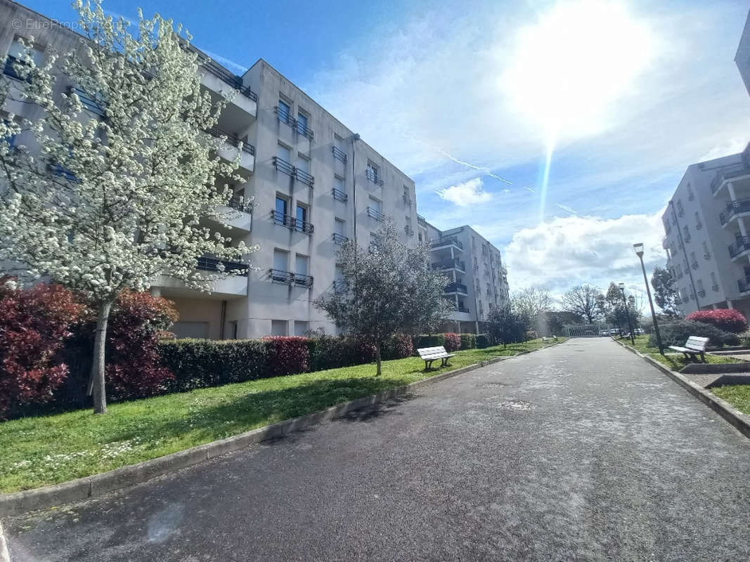 Appartement à CORNEBARRIEU