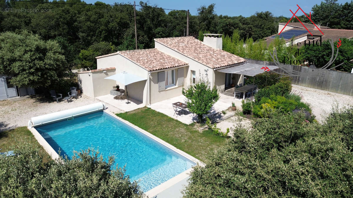 Maison à PERNES-LES-FONTAINES