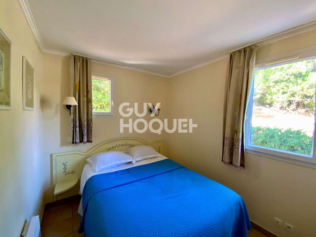 Appartement à GRIMAUD