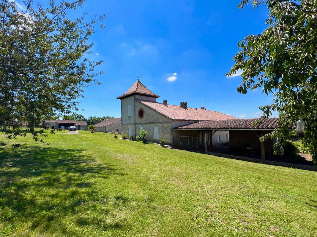 Maison à VILLENEUVE-SUR-LOT