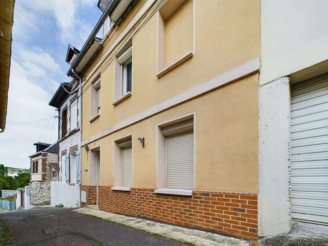 Maison à SAINT-AUBIN-LES-ELBEUF