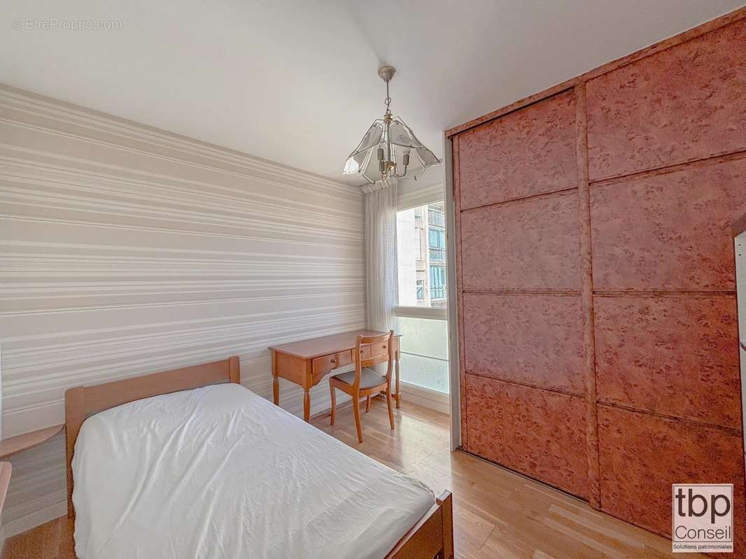 Appartement à MARSEILLE-9E