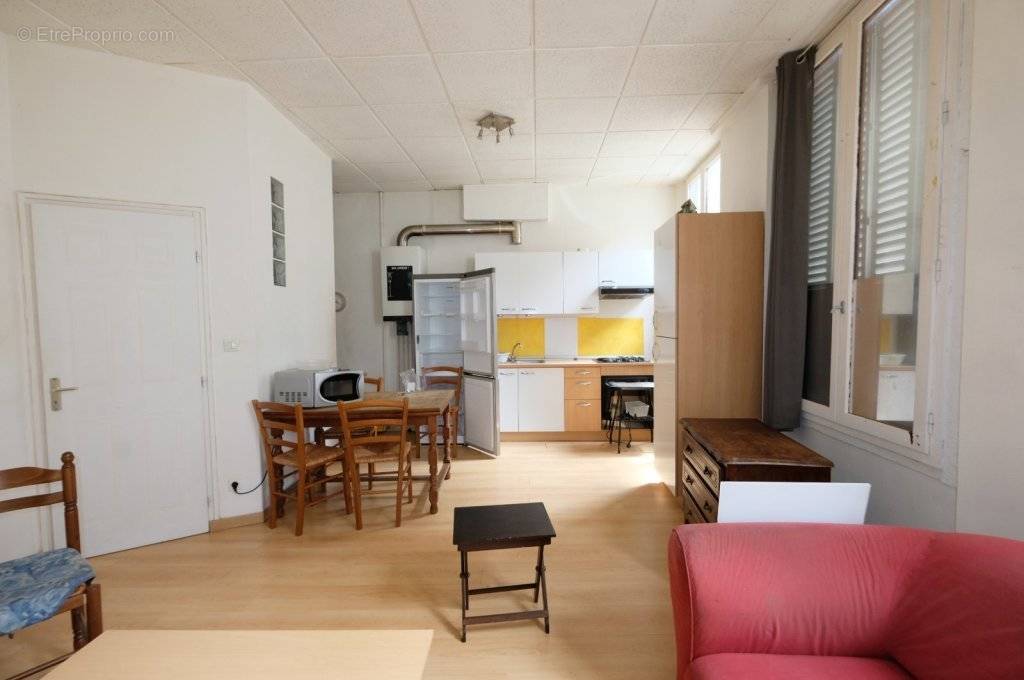 Appartement à SAINT-ETIENNE