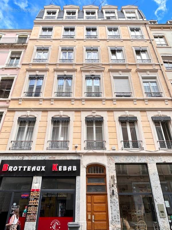 Appartement à LYON-6E