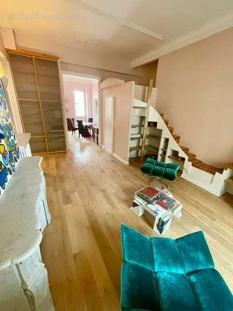 Appartement à MARSEILLE-8E