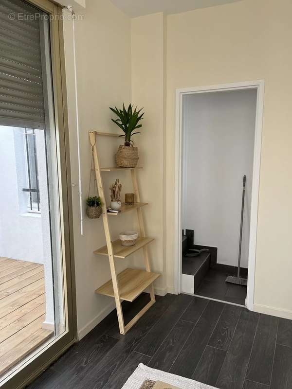 Appartement à MARSEILLE-1E