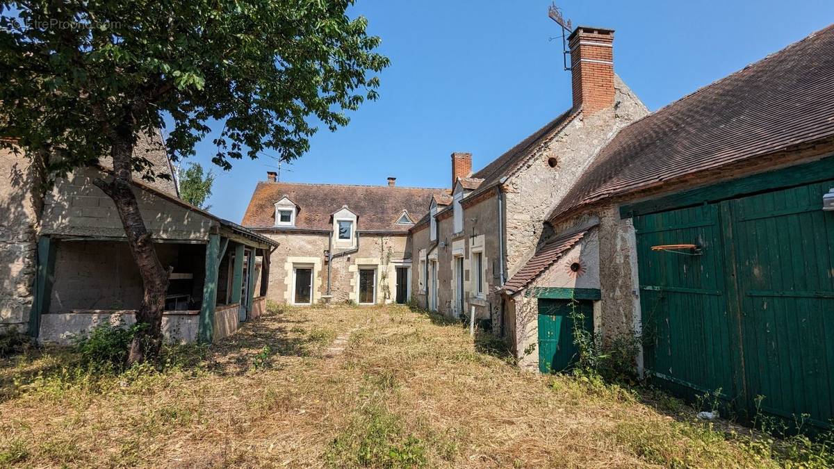 Maison à GERMIGNY-DES-PRES