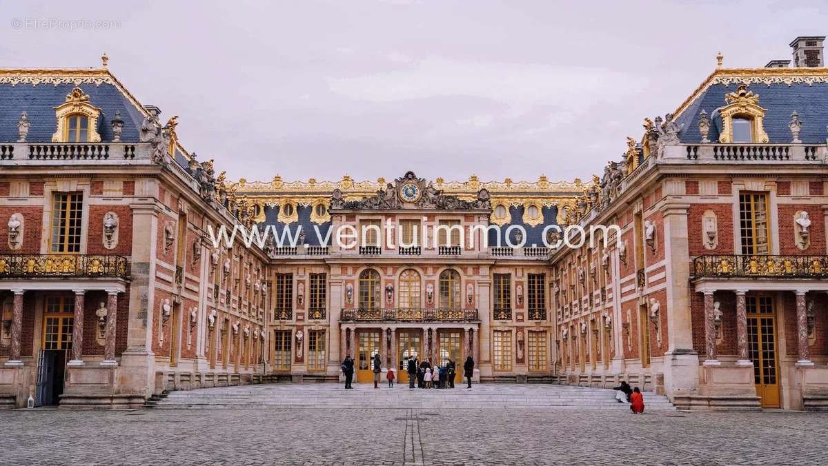 Appartement à VERSAILLES