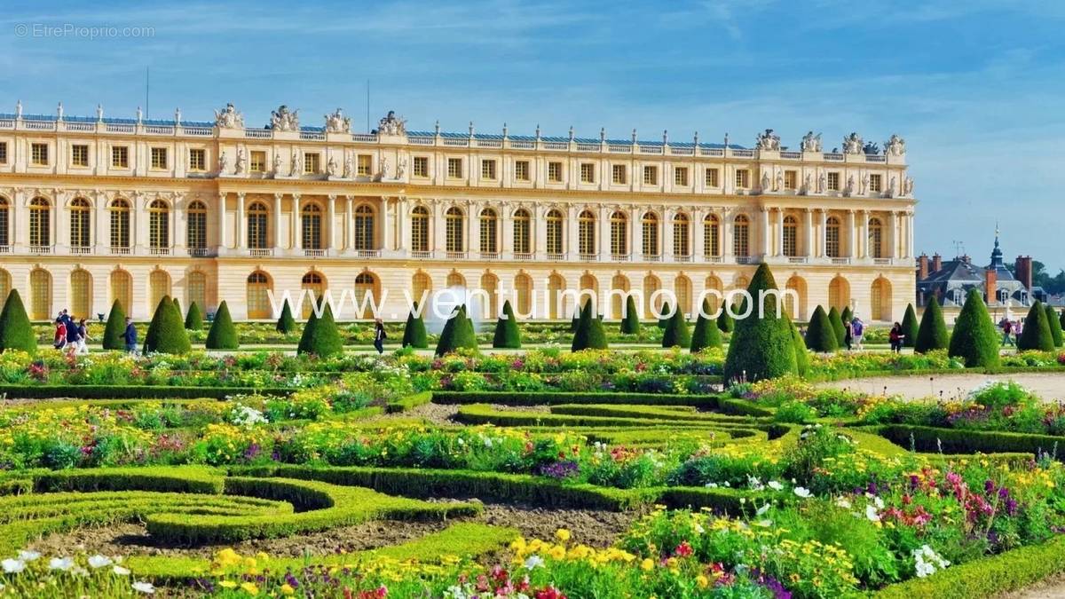 Appartement à VERSAILLES