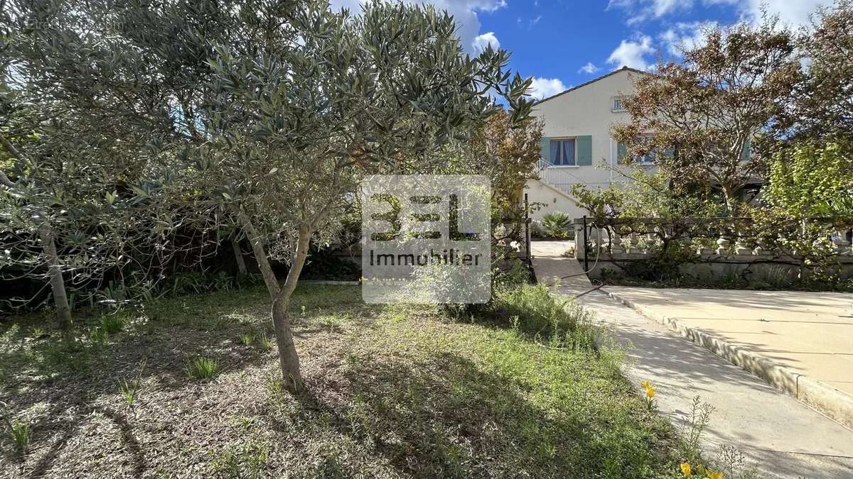 Maison à BAGNOLS-SUR-CEZE