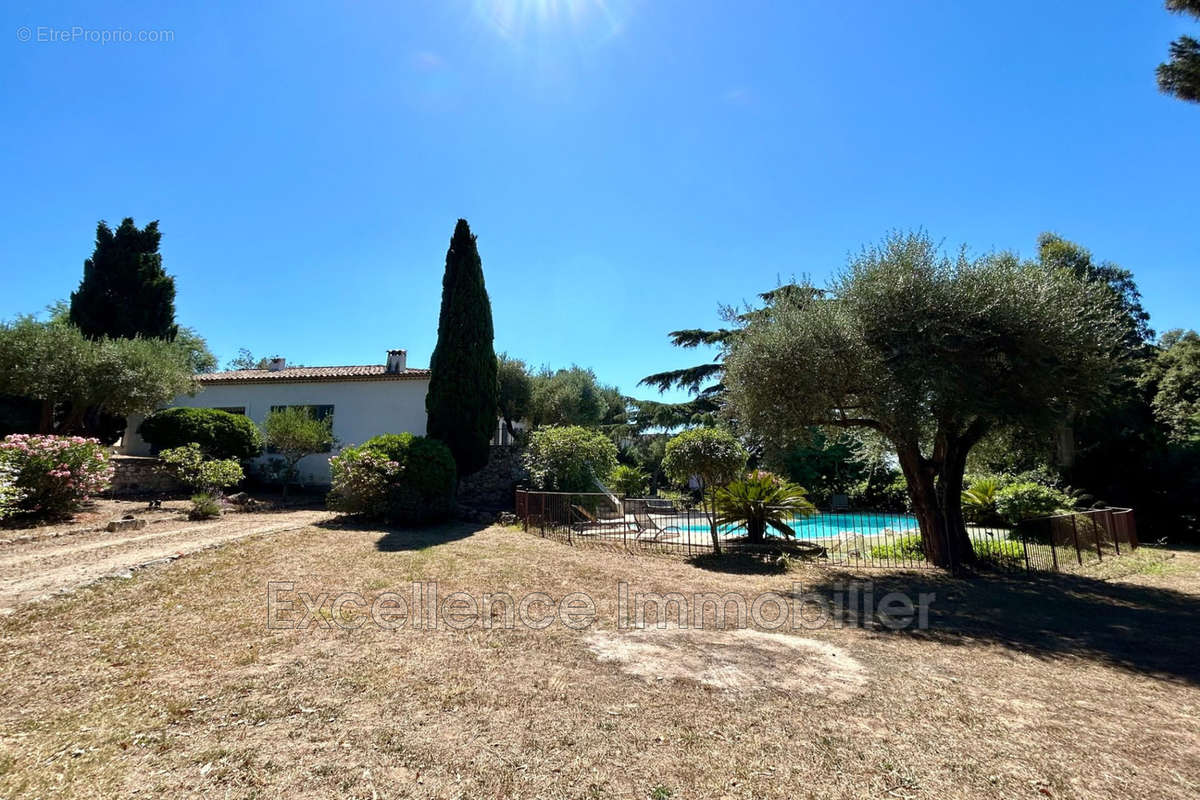 Maison à GRIMAUD