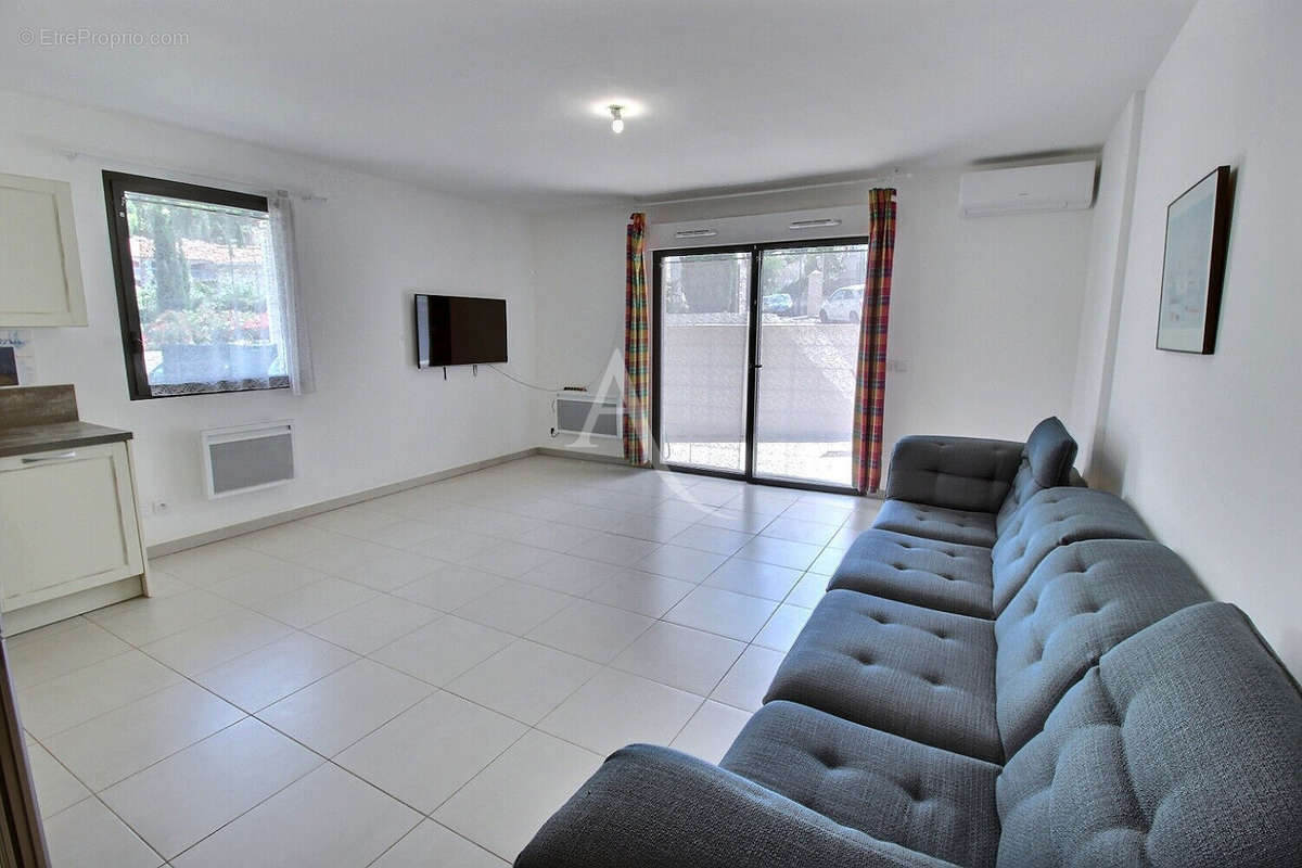 Appartement à HYERES