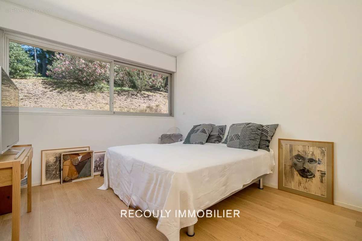 Appartement à MARSEILLE-7E